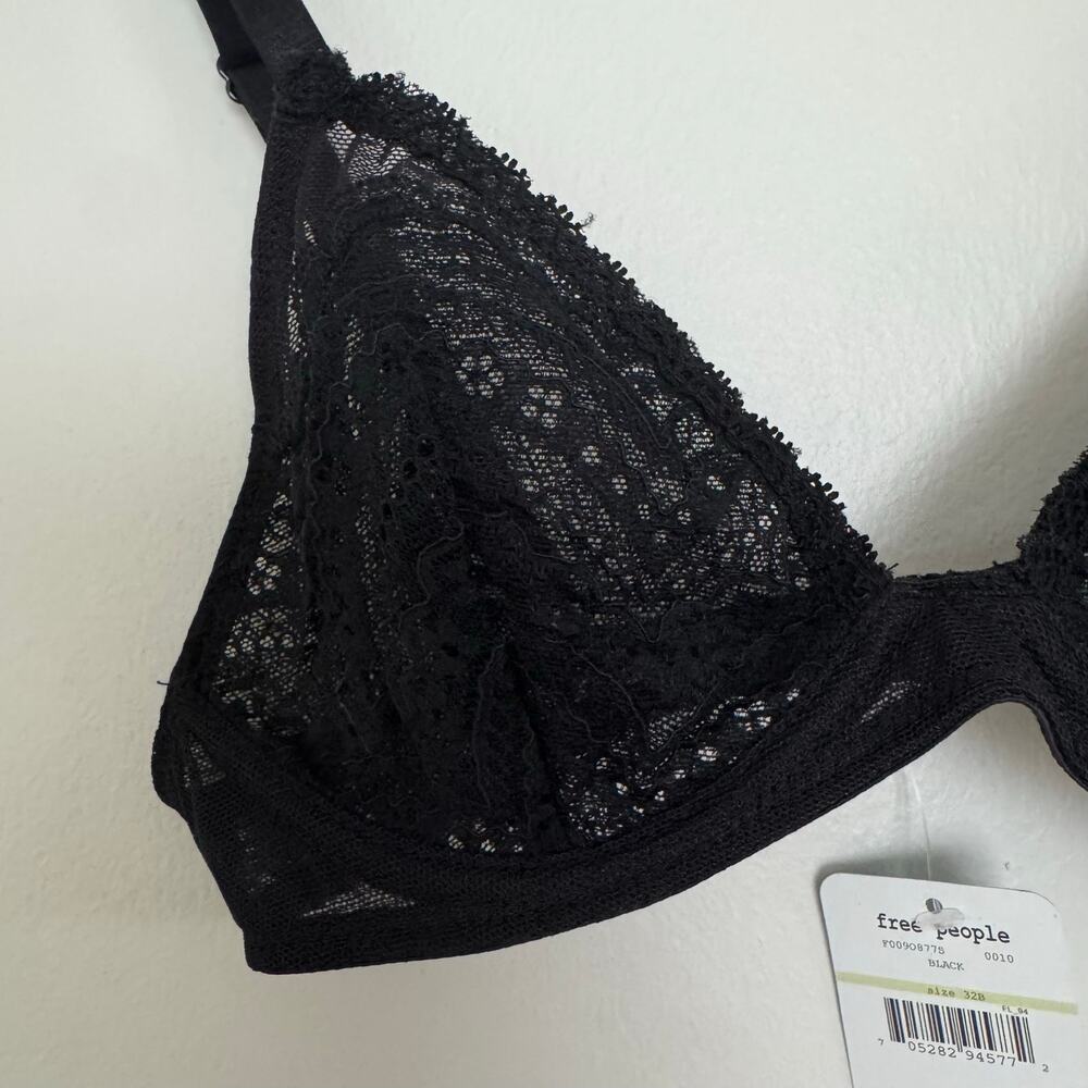 Free People Lace Triangle Bra in Black - Picture 4 of 6